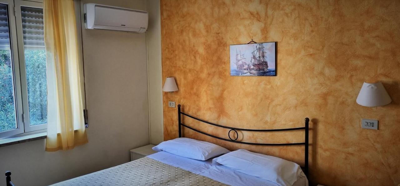 Delle Rose Bed and Breakfast Cefalù Exteriör bild