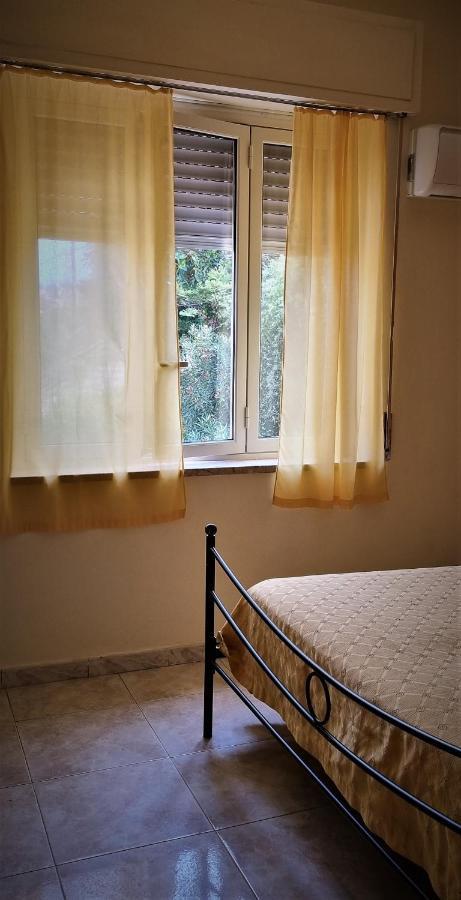 Delle Rose Bed and Breakfast Cefalù Exteriör bild