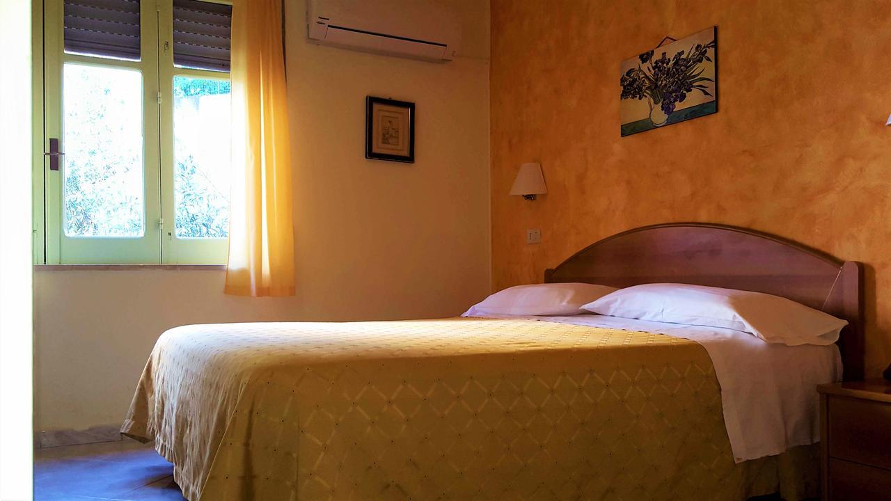 Delle Rose Bed and Breakfast Cefalù Exteriör bild