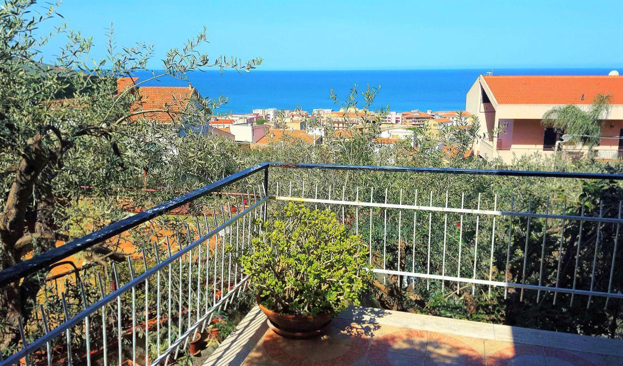 Delle Rose Bed and Breakfast Cefalù Exteriör bild