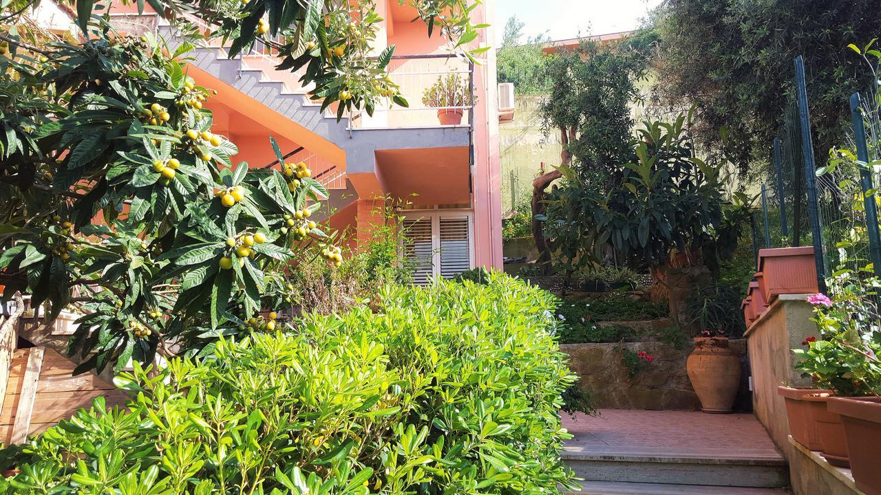 Delle Rose Bed and Breakfast Cefalù Exteriör bild